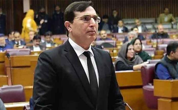 No Forward Bloc in PTI, All Members United: Barrister Gohar – English ...